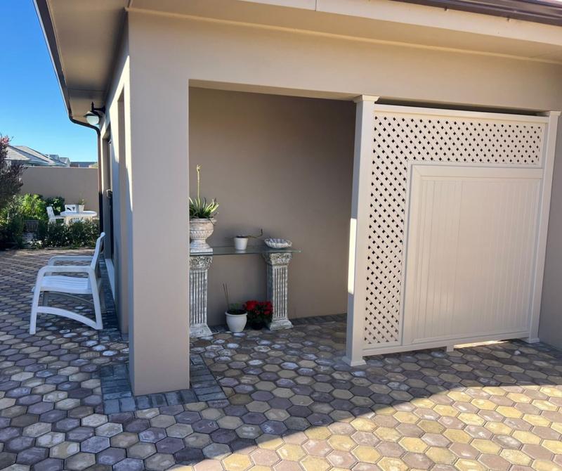 2 Bedroom Property for Sale in Paradise Coast Western Cape
